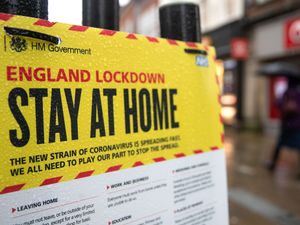 Supporting image for story: Covid-19 infections ‘may have risen’ at start of current lockdown