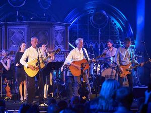 Supporting image for story: Status Quo to play Wolverhampton