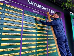 Supporting image for story: Wimbledon day six: Murray denied doubles goodbye while Dart and Norrie exit