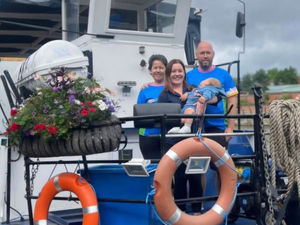 Supporting image for story: Jason Manford support leads to famous Sabrina boat backing family's fundraising challenge