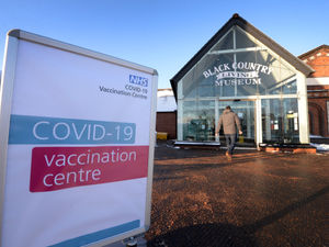 Supporting image for story: New vaccine sites to open in jabs push