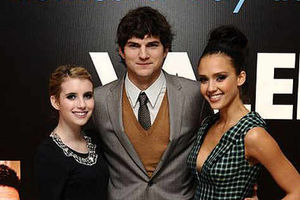 Supporting image for story: Stars turn out for Valentine's Day UK premiere