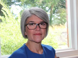 Supporting image for story: Tumours made Oswestry woman write backwards and have 14 seizures in an afternoon