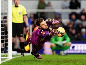Supporting image for story: Leeds survive FA Cup scare to beat Birmingham on penalties