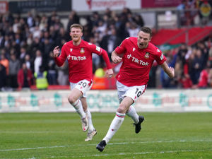 Supporting image for story: Wrexham return to EFL after 15 year absence 