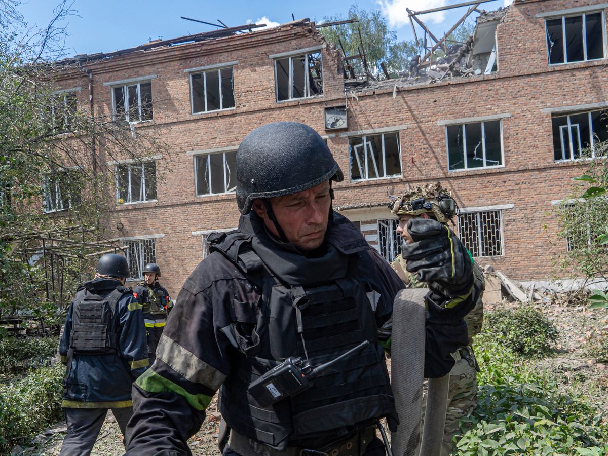 Four people killed in Russia and Ukraine as countries trade aerial attacks