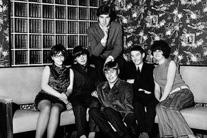 Supporting image for story: Reunion for Shropshire pop group after 50 years apart