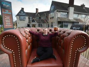 Supporting image for story: Wolverhampton's Claregate Pub reopens after huge investment - with PICTURES and VIDEO