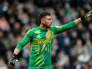 Supporting image for story: Newcastle boss Eddie Howe praises ‘low maintenance’ Martin Dubravka