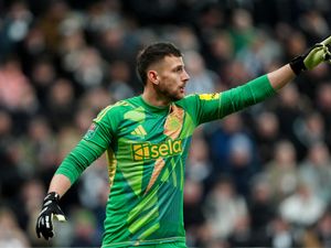 Supporting image for story: Newcastle boss Eddie Howe praises ‘low maintenance’ Martin Dubravka