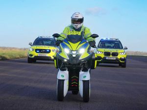 Supporting image for story: This hybrid motorcycle has been designed for first responders
