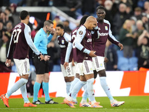 Supporting image for story: Aston Villa 2 Young Boys 1: Unai Emery's men win on night marred by crowd trouble