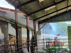 Supporting image for story: Fire crews tackle barn blaze involving '100 bales of straw' 