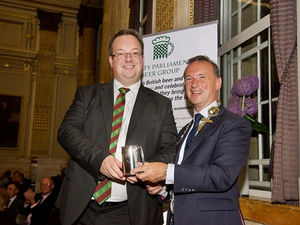Supporting image for story: Dudley MP delighted to be named 'Beer Drinker of the Year'