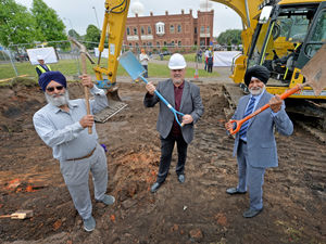 Supporting image for story: Work begins to develop new memorial to Sikh soldiers