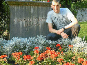 Supporting image for story: Walsall man Mark spends £50k to visit celebrity graves