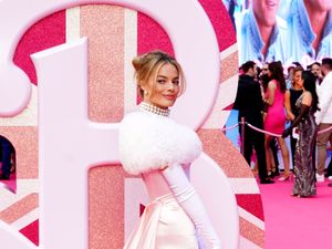 Supporting image for story: Oscar snubs and surprises: Margot Robbie and Leonardo DiCaprio miss out