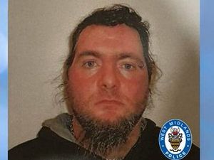 Supporting image for story: Appeal to find missing Wolverhampton man