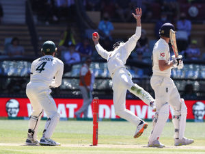 Supporting image for story: England captain Joe Root demands England learn from Ashes mistakes