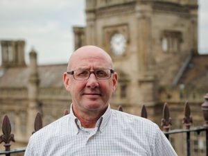 Supporting image for story: Black Friday as experts warns shoppers to beware of scams