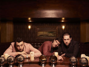 Supporting image for story: Birmingham show promotes new Mini Mansions record