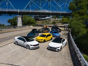 Supporting image for story: Volkswagen reveals fleet of concept cars in America