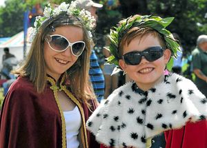Queen and King Rhianna Kevan and Brendan Overal
