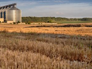 Supporting image for story: Campaign launched to reduce farm vehicle deaths and injuries in Wales