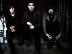 Supporting image for story: Round-up: Laura brings sunshine soul