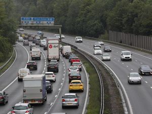 Supporting image for story: 33 new motorists lost their licences each day in 2018