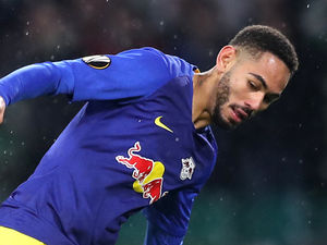 Supporting image for story: Wolves break transfer record with £43million Matheus Cunha signing