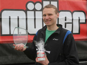 Supporting image for story: Market Drayton's 10km road race sold out