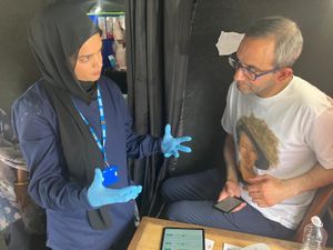 Local Democracy Reporter Gurdip Thandi undergoing an NHS health check. 