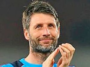 Supporting image for story: In-form Lincoln City pose big threat to Shrewsbury Town in Checkatrade Trophy final