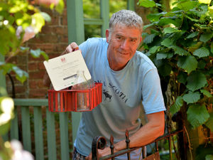 Supporting image for story: Dedicated milkman who has 'never missed a delivery in more than 46 years' to receive prestigious honour 
