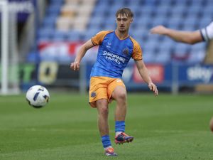 Supporting image for story: ‘Nowhere near his ceiling’ - Michael Appleton on Shrewsbury Town's academy graduate Isaac England