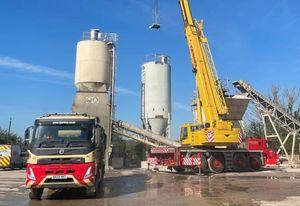 The new silo being installed at TG Concrete, Oswestry