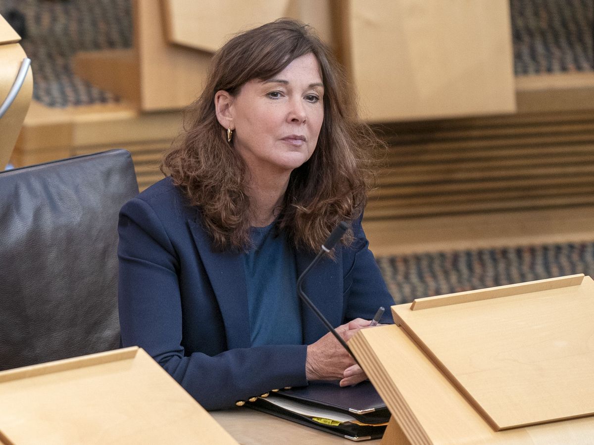 Swinney vows ‘absolute confidence’ in Lord Advocate amid row over Murrell memo Swinney vows ‘absolute confidence’ in Lord Advocate amid row over Murrell memo