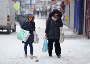 Tough conditions for shoppers in West Bromwich