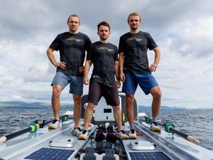 Supporting image for story: Scottish brothers set new world record for Pacific row