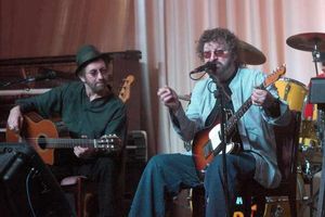Supporting image for story: Chas and Dave booked for Theatre Severn show