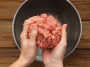 Supporting image for story: Study shows the scary consequence of not washing your hands in the kitchen