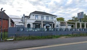 Bulls Head, Birchfield Lane, Oldbury. Pic: Google Maps. Permission for reuse for all LDRS partners.