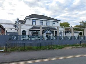 Supporting image for story: Date set for licence hearing concerning Oldbury pub after double-stabbing