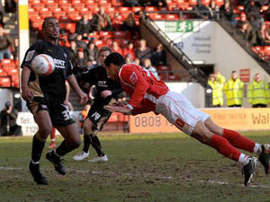 Supporting image for story: Walsall 2 Brentford 1