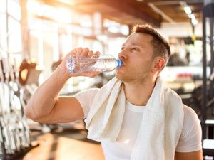 Supporting image for story: This little device fits a full workout into your pocket