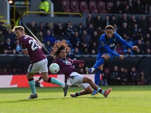 Supporting image for story: Andoni Iraola frustrated as Bournemouth’s blank at Burnley adds to run of draws