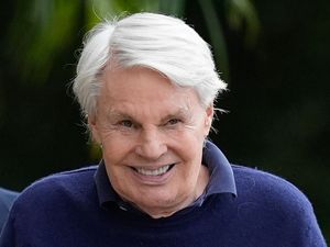 Supporting image for story: Ex-Abercrombie CEO’s dementia ‘may leave him incompetent to face sex charges’