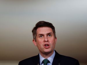 Supporting image for story: Gavin Williamson backs schools taking action against ‘scourge of mobile phones’