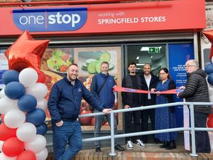 Supporting image for story: Convenience store opens with lucky customers finding 'golden tickets' as part of celebratory launch